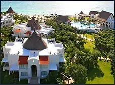 Blue Tulum Resort And Spa 5*,